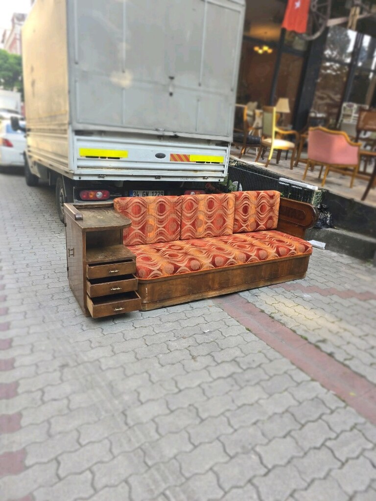 Antika Dolapli Koltuk - 6