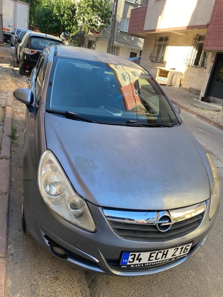 2009 model Opel corsa - 2