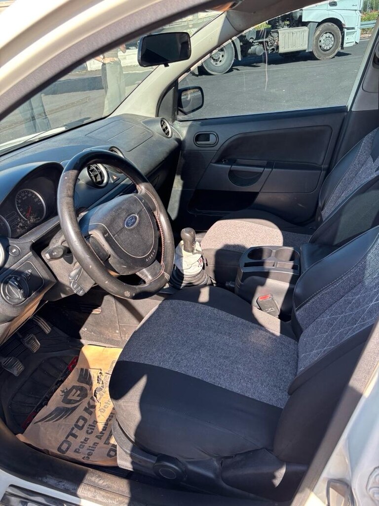 2005 Ford Fiesta Comfort 1.4 Manuel | Emsallerine Göre Çok Temiz - 7