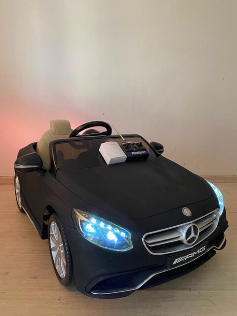 Mercedes S 63 **MAT SİYAH **LİSANSLI Akülü Araba
