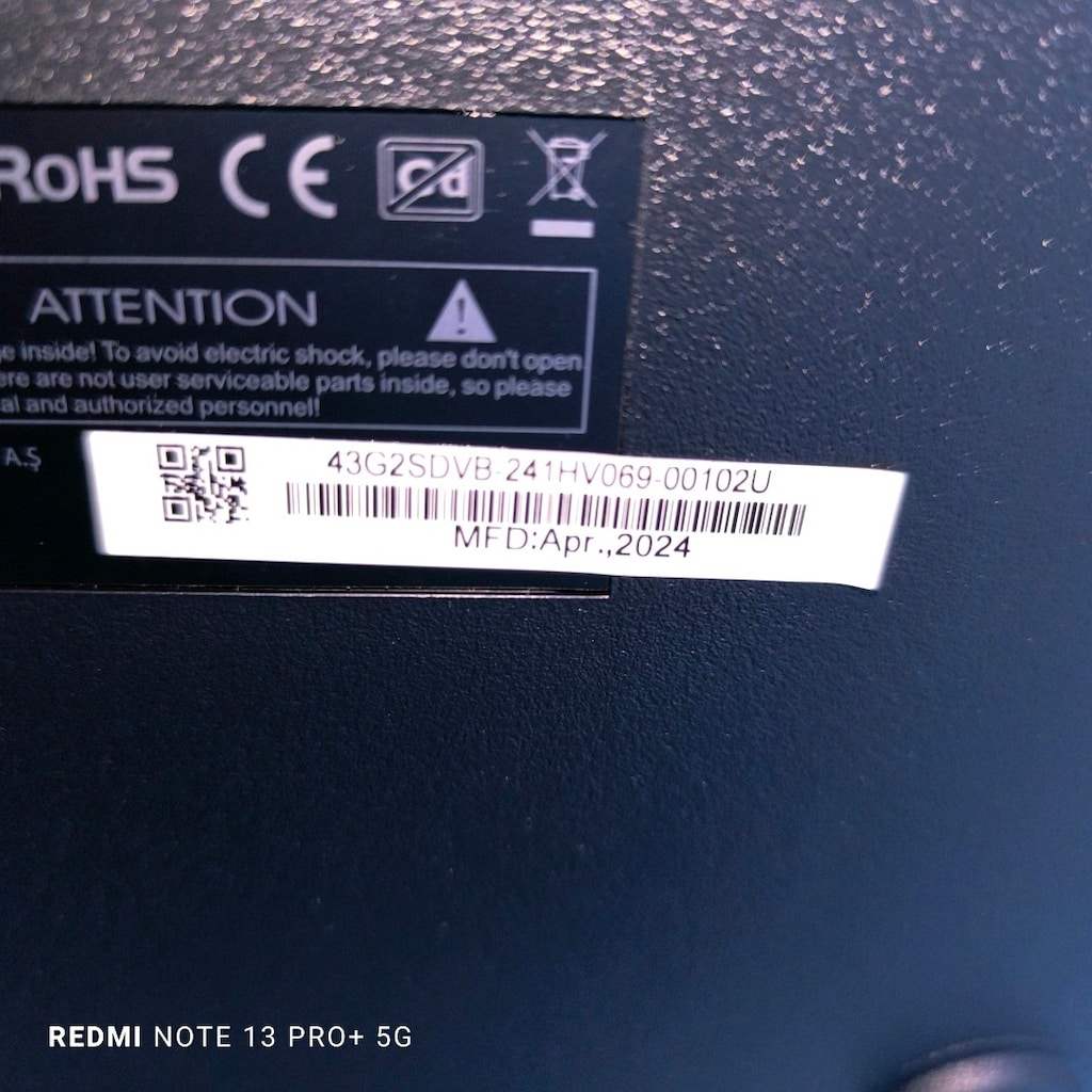Botech 110 Ekran Sıfır Android LED TV kutusunda - 11
