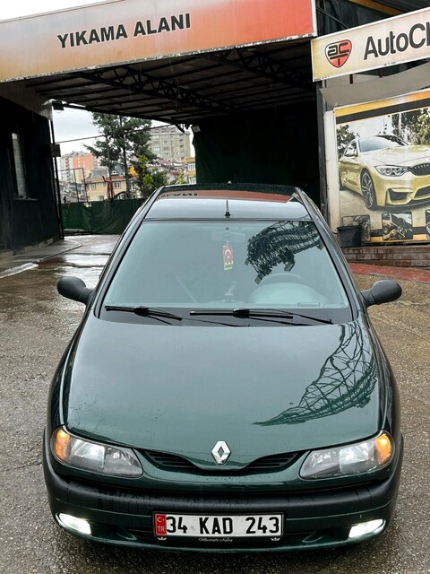 Renault LAGUNA