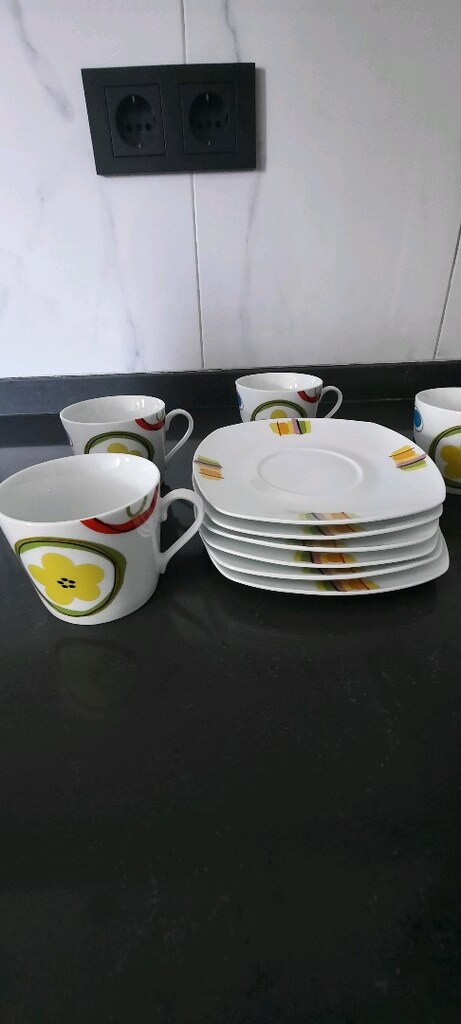 5 adet capucino fincanı 6 adet tabağı