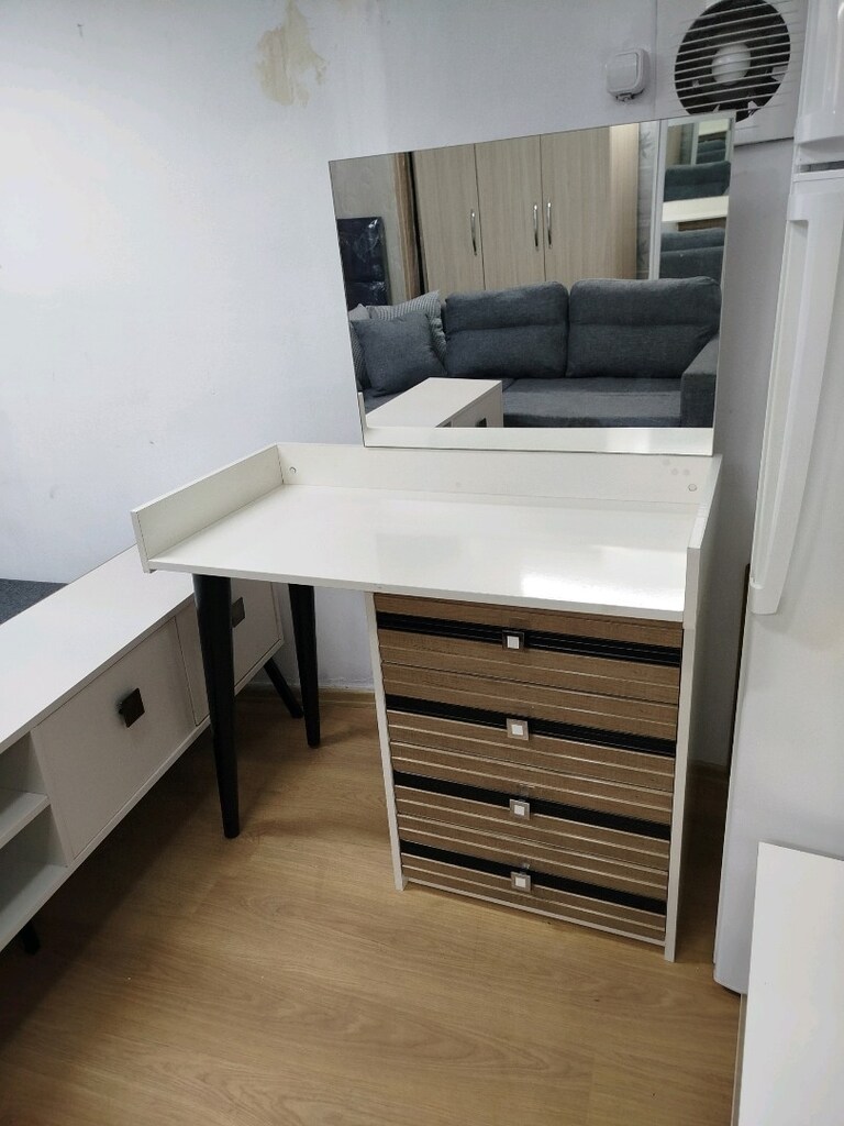 ULTRA LÜKS AYNALI ŞİFONYER VE 2.ADET KOMİDİN - 3