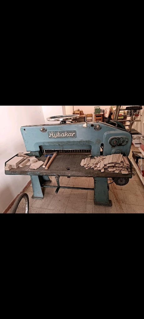 Aybakar Karton kesme Makinası - 10