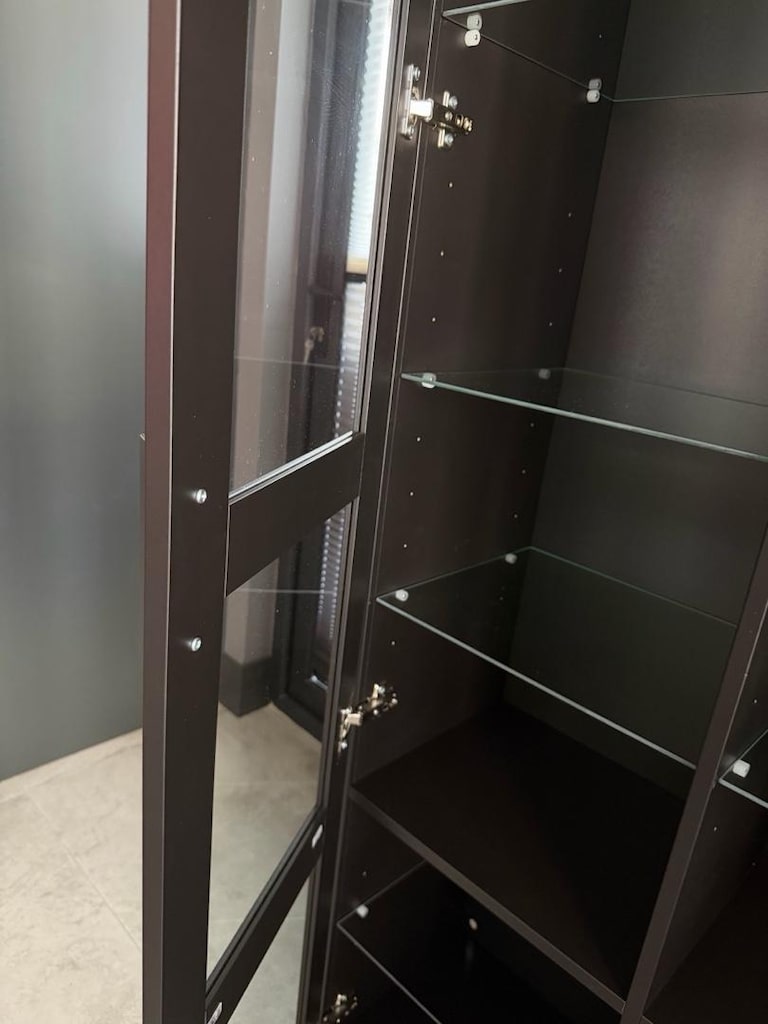 IKEA camlı dolap - 4