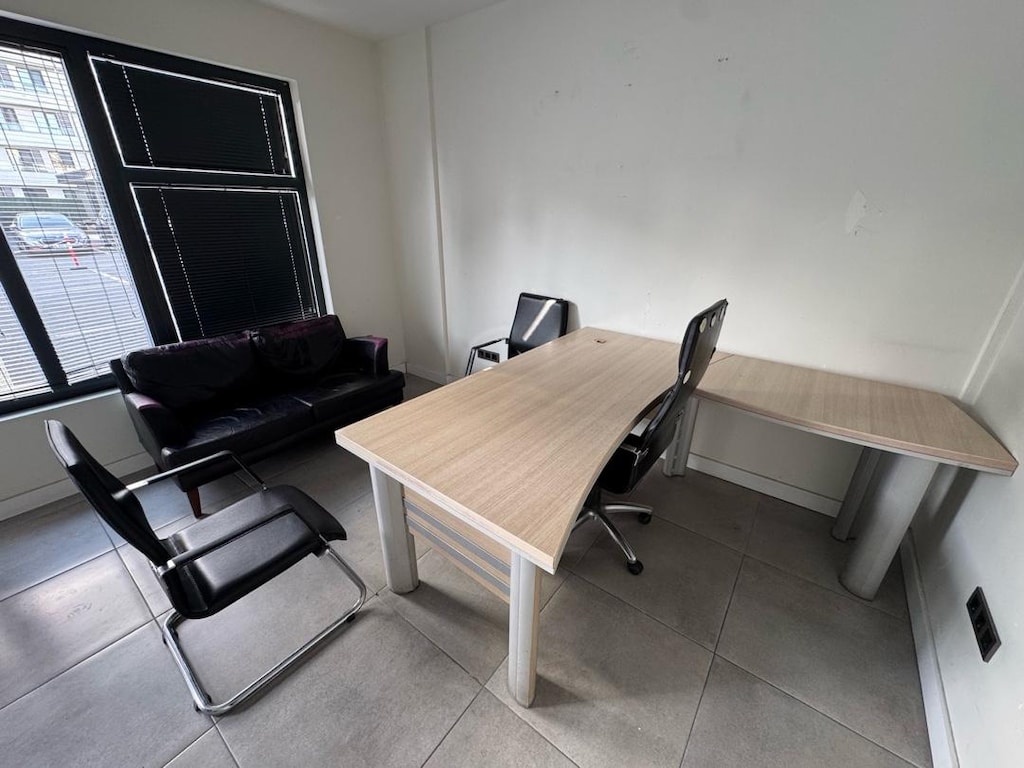 Temiz Ofis Mobilyası - 2