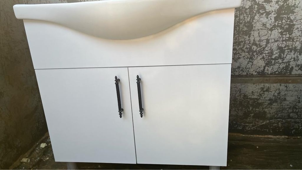 banyo dolabı temiz kullanılmış - 7