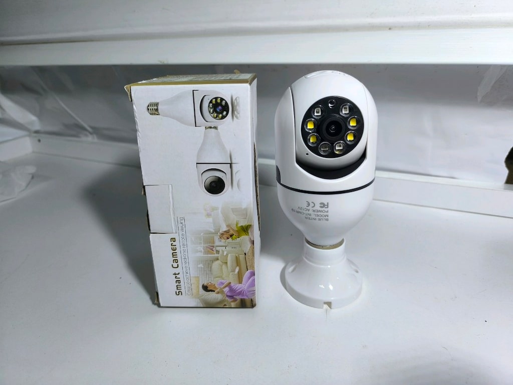 Ampul Kamera 2mp Wifi ses alıp verebilir - 2