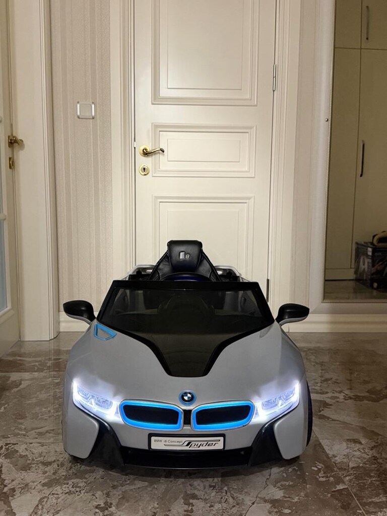 BMW İ8 Consept Spyder Akülü Araba - 4