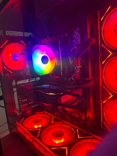 RTX 5070 + i5-14600KF Oyuncu Bilgisayarı ve LG 144Hz Monitör