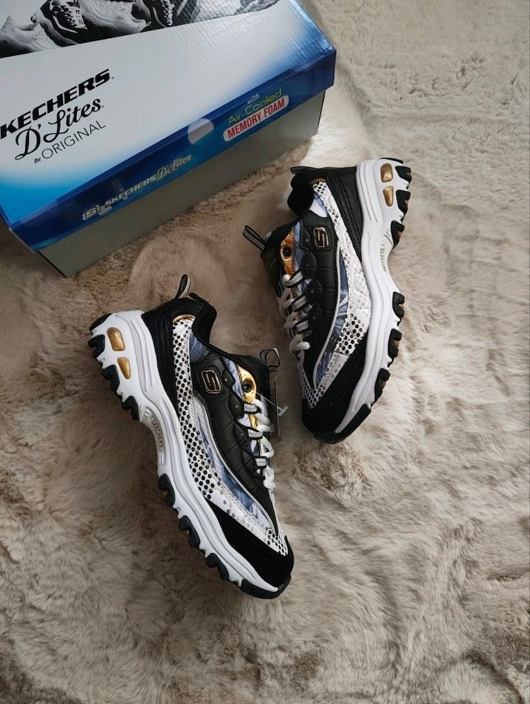 Skechers - 10