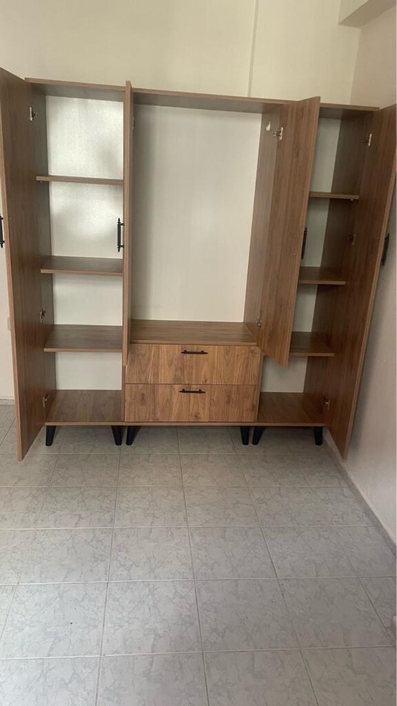 4 kapaklı elbise dolabı - 3