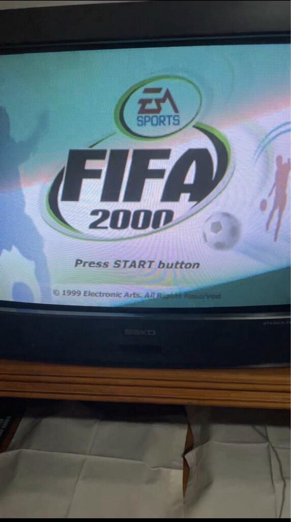 PS1 Fifa 2000 (Gümüş CD) - 3