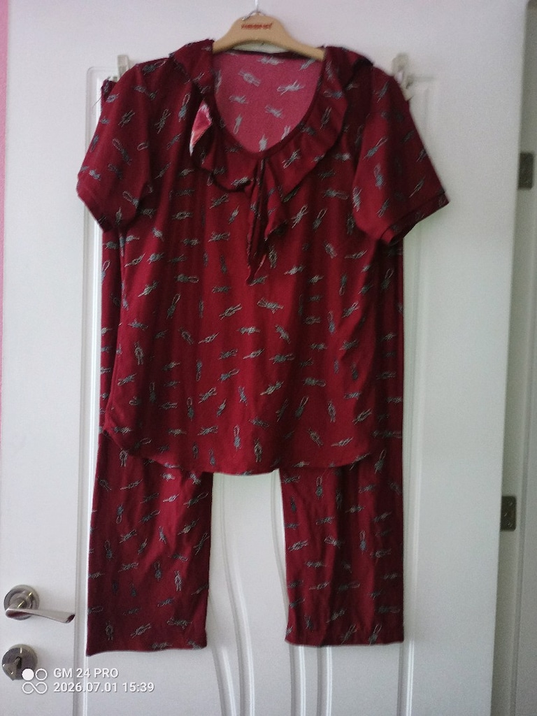 Bordo Desenli Pijama Takımı Lbeden
