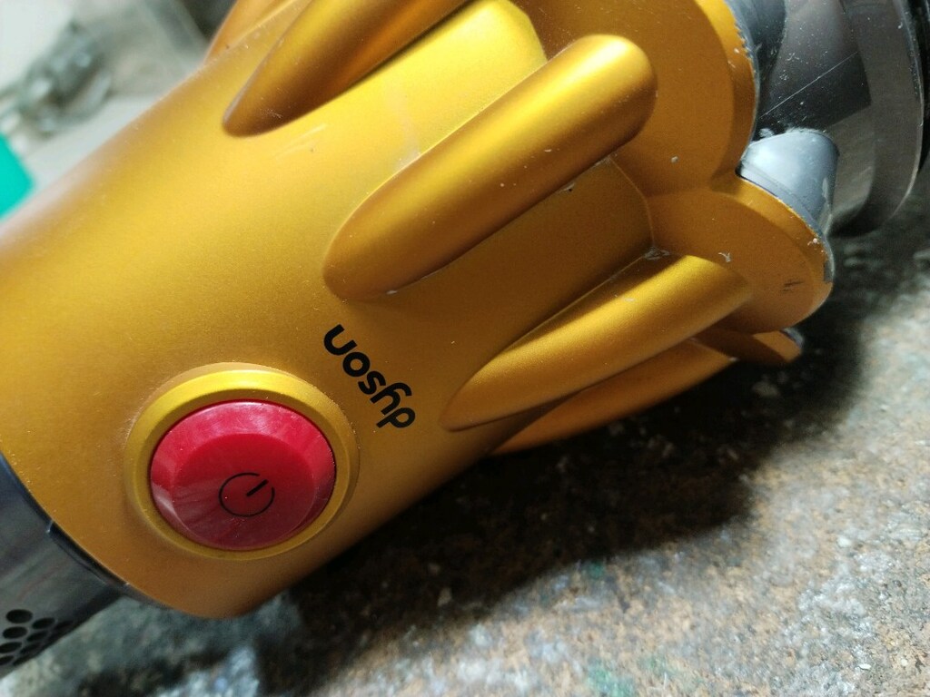 DYSON MARKA ÇALIŞIR VAZİYETTE SÜPÜRGE ANA GÖVDE ( EKRAN JELATİNLİ ) - 2