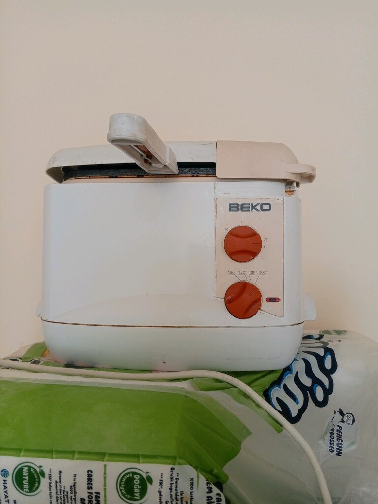 fritöz Beko satılık çalışıyor sağlam - 2