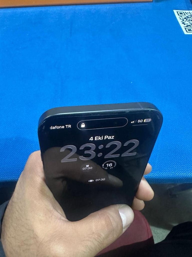 4 AYLIK SIFIR AYARINDA İPHONE 16 /128 - 3