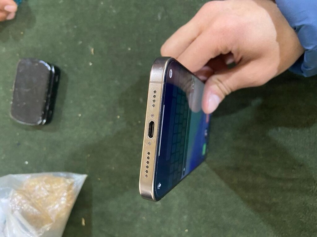 iPhone 16 promax - 4
