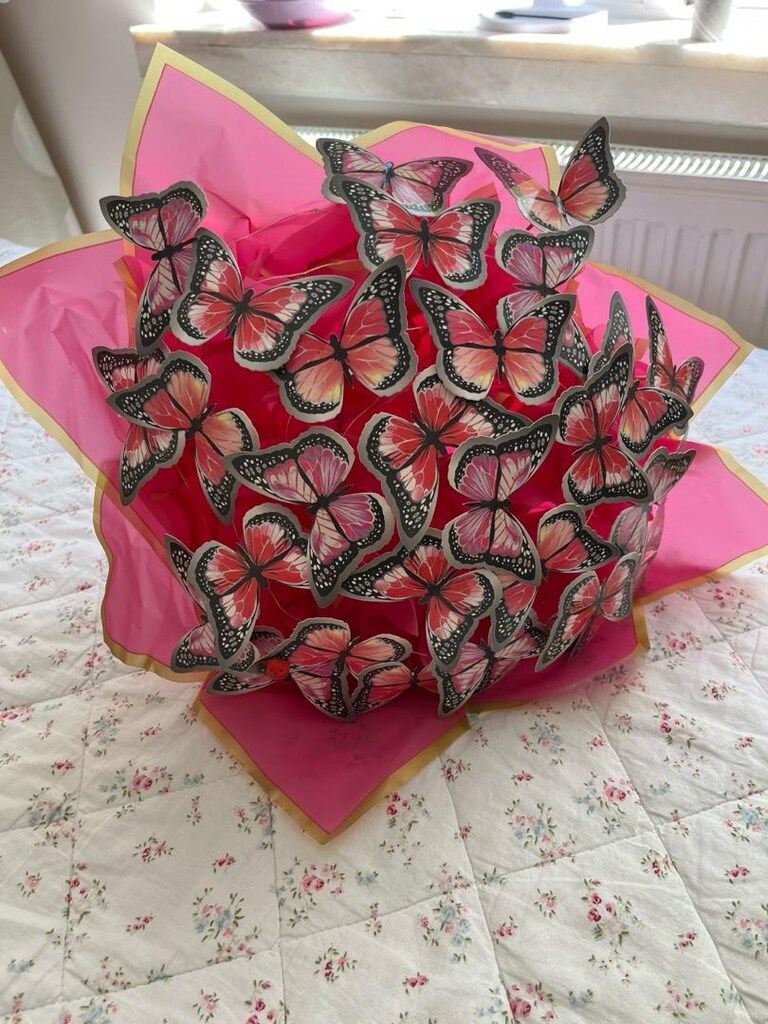 Pembe kelebek buket çiçek - 2