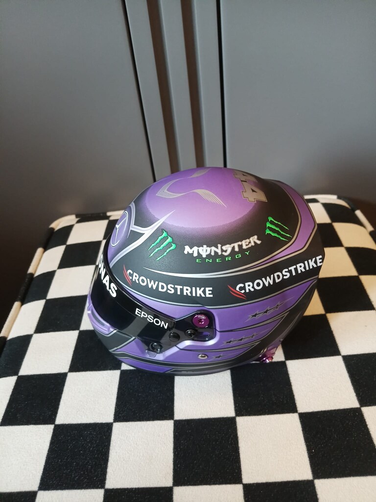 Hamilton 2021 Sezon Kaskı Mercedes Formula 1 F1 1:2 Model Kask - 2