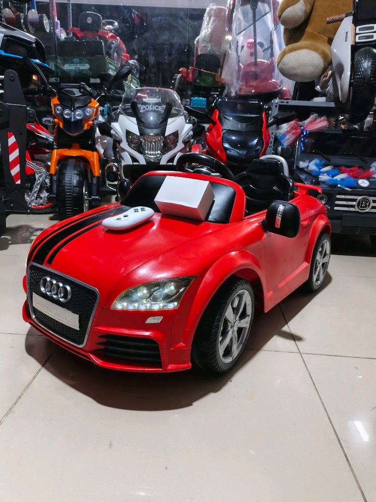 (AnkaCar çocuk oto galeri)LİSANSLI AUDİ 3 İLERİ KUMANDALI AKÜLÜ ARABA - 3