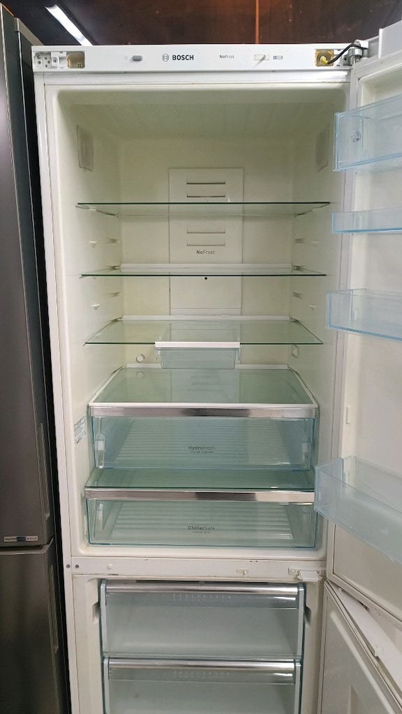 Bosch 520 litre alttan donduruculu nofrost buzdolabı - 2