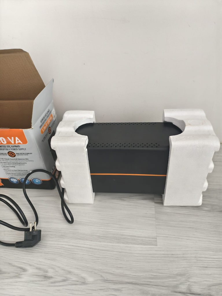 Tuncmatik Lite II 650VA UPS - 4