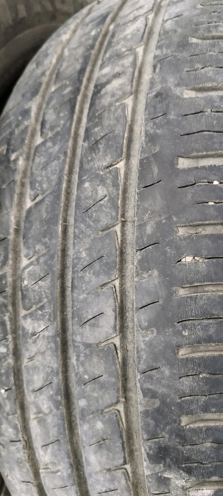 ford costom 215/65R16c. 4 âdet - 2