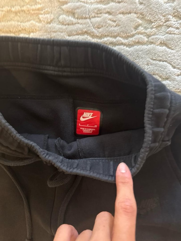 Orijinal nike tech altı S beden - 2