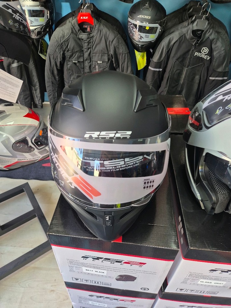 Açılır Çene Güneş Vizörlü Uygun Kask - 7