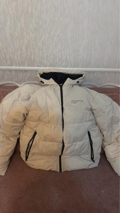 mont - 3