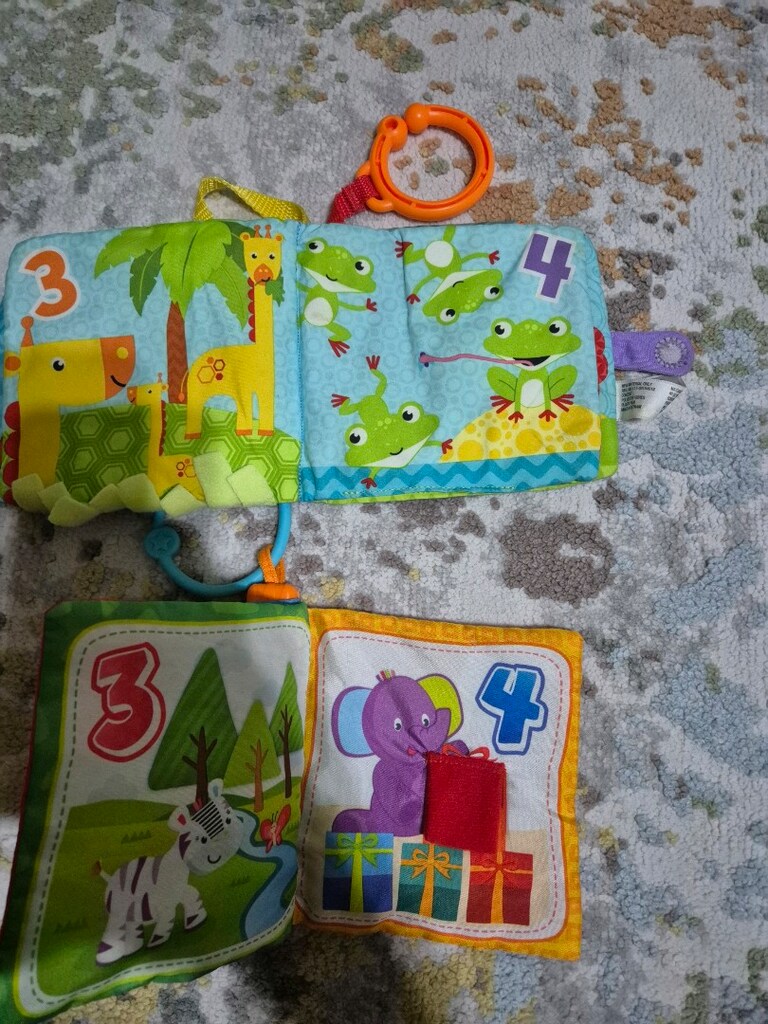 Fisher Price Minik Hayvancıklar Yumuşak Aktivite Kitabı Hışırtılı - 4