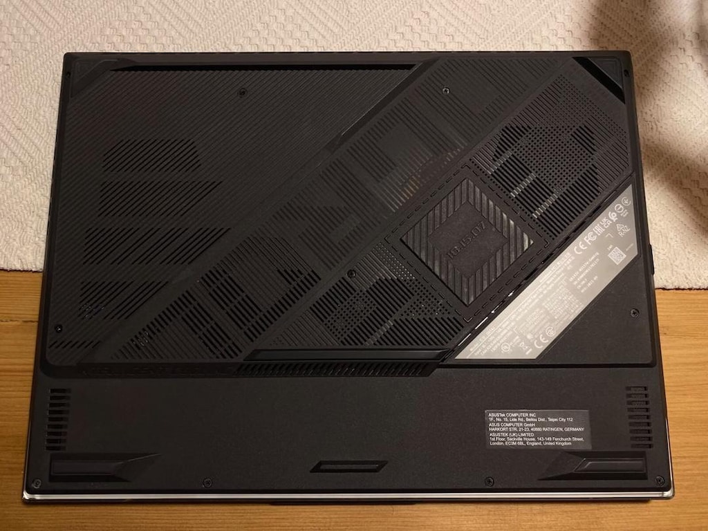 Asus Rog G16 - 6