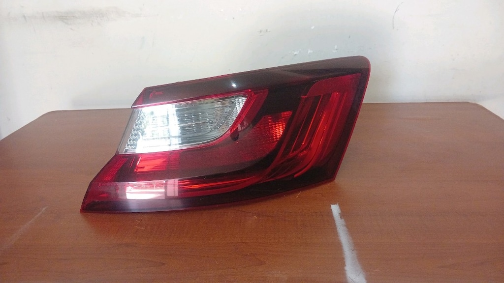 RENAULT MEGANE 4 SAĞ STOP ORJİNAL ÇIKMA HATASIZ KARGO OLUR - 5