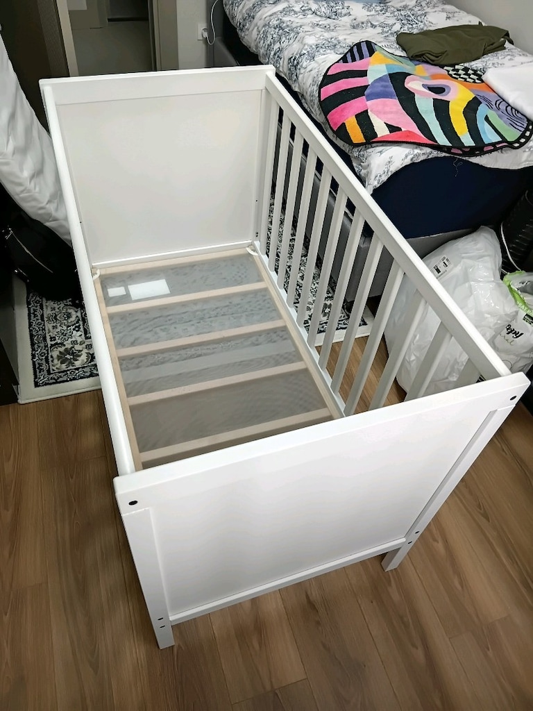 ikea sundvik bebek karyolası - 2