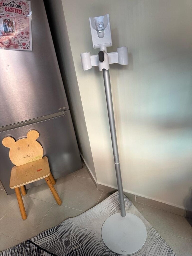 Dyson ayaklı stand - 2