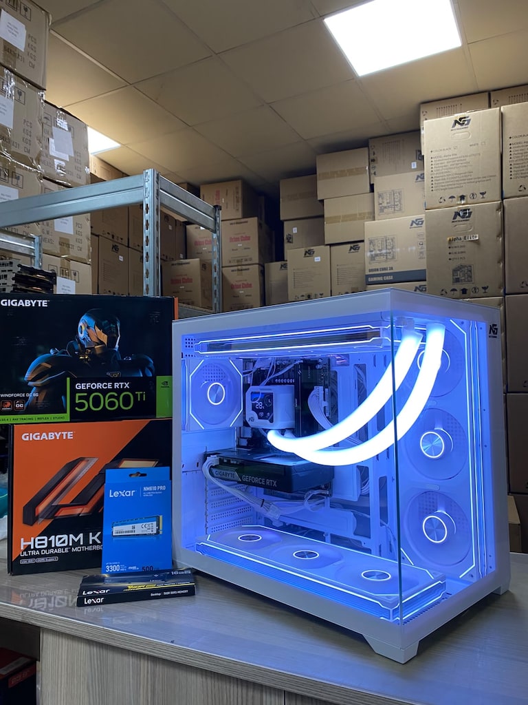 SIFIR ULTRA 5 225F-RTX 5060Tİ 8 GB GAMİNG AKVARYUM KASA - 2