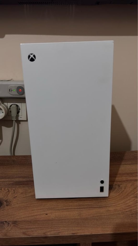 XBOX SERİES X 1TB 2 KOL DİJİTAL ACİL SATILIK !
