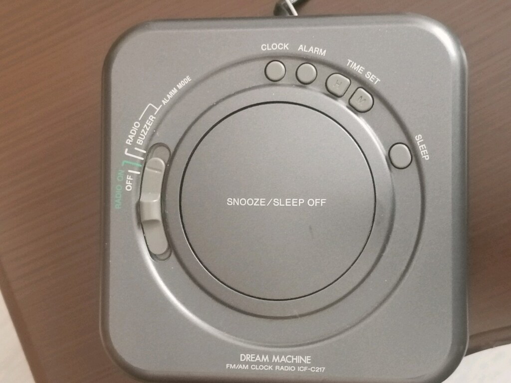 FIRSAT SONY RADYO ve ÇALAR SAAT - 6