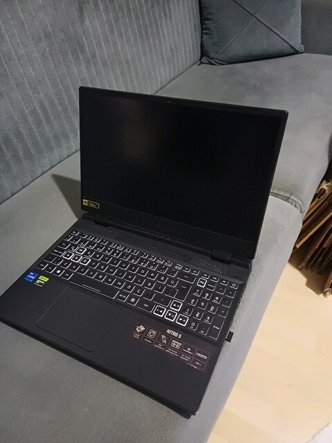 ACER NİTRO 5 SIFIR AYARINDA