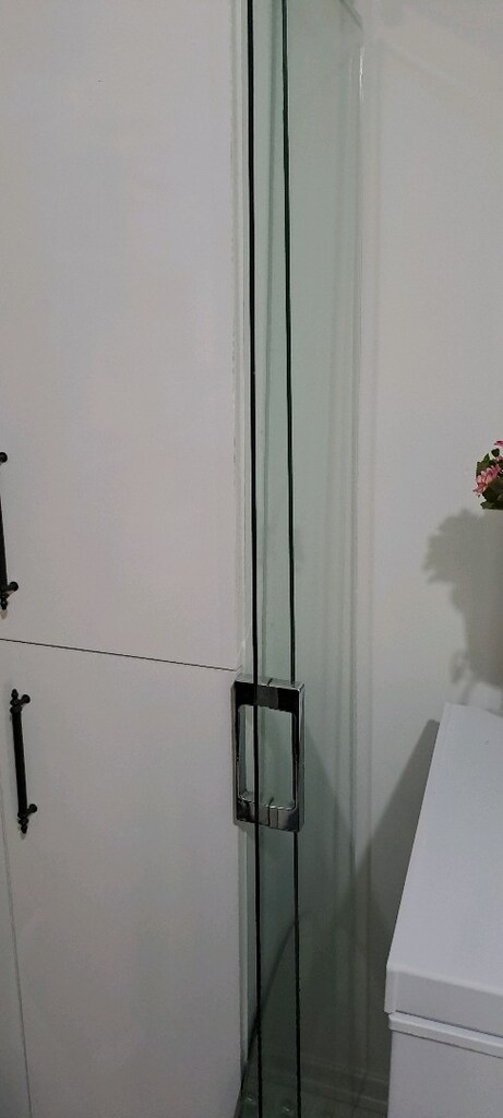 Duşa kabin camları 2 adet 178- 40 , 173- 32 cm cam 5 milim ölçülerde - 12