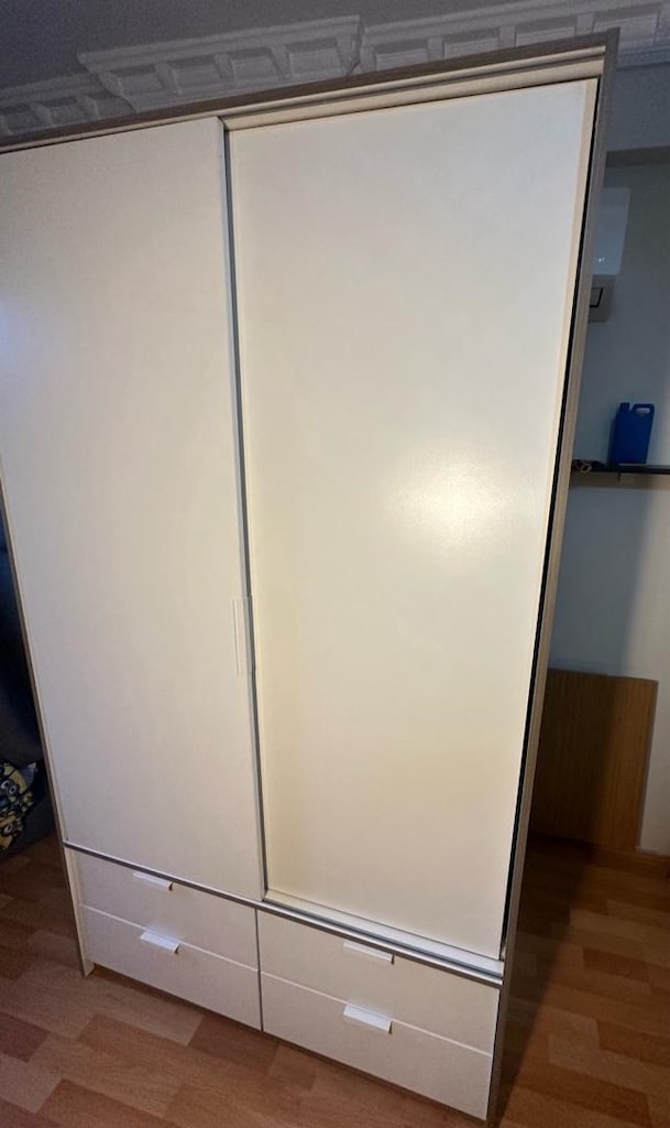 IKEA TRYSIL BÜYÜK GARDIROP 4 ÇEKMECELİ SÜRGÜLÜ - 7
