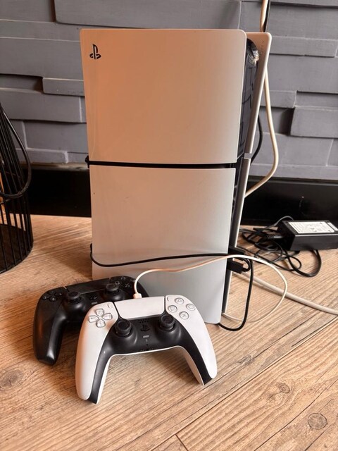 Playstation 5 slim Cd edition 1 TB