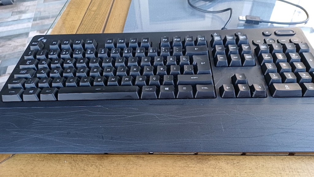 Logitech klavye - 3