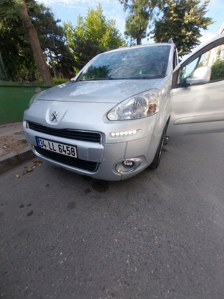PEUGEOT PARTNER ALLURE 1.6 HDI - 6