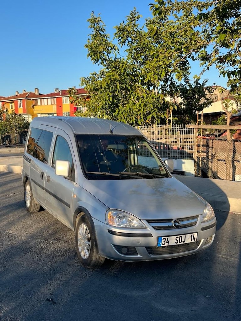 SAHİBİNDEN TEMİZ OPEL COMBO - 3