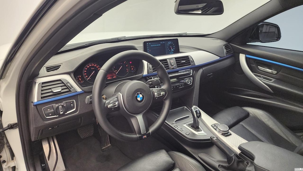 BMW 318i SEDAN 1.5 136 EDITION M SPORT - 12