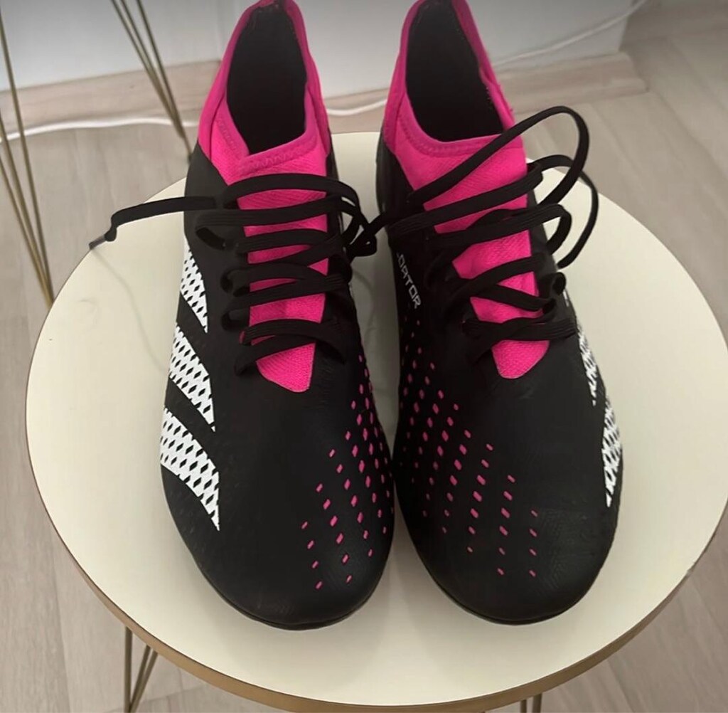 Adidas Predator Krampon - 2
