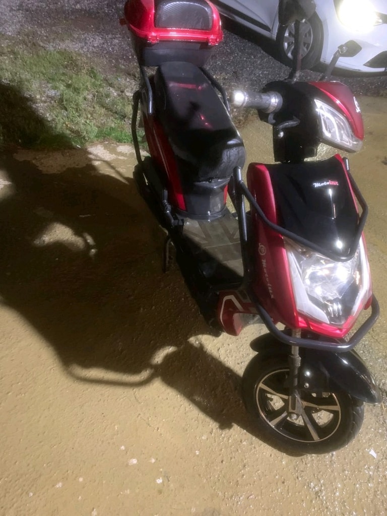 Kırmızı Motax Scooter - 2